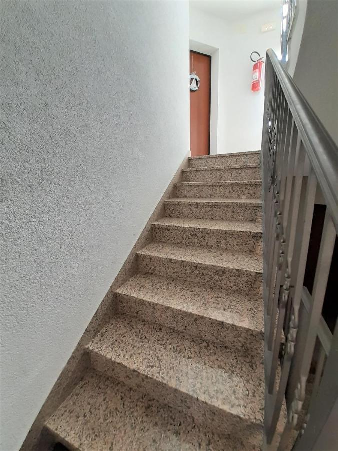 Apartment Camellia Vantacici Esterno foto