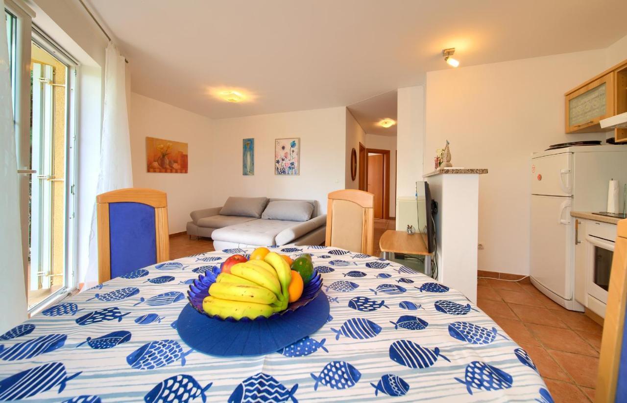 Apartment Camellia Vantacici Esterno foto